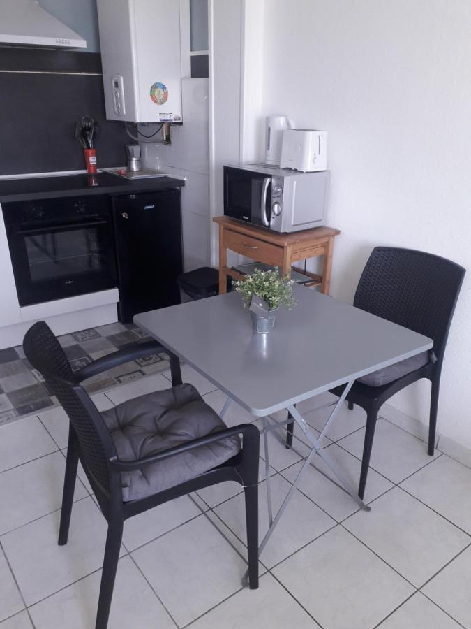 Residence D'Anjou - Grand Studio Avec Balcon Et Parking Privatif Perpignan Exteriör bild